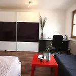 Zimmer In Innenstadtwohnung