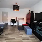 Zimmer In Innenstadtwohnung בית אירוח וירצבורג