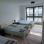 Zimmer In Innenstadtwohnung וירצבורג