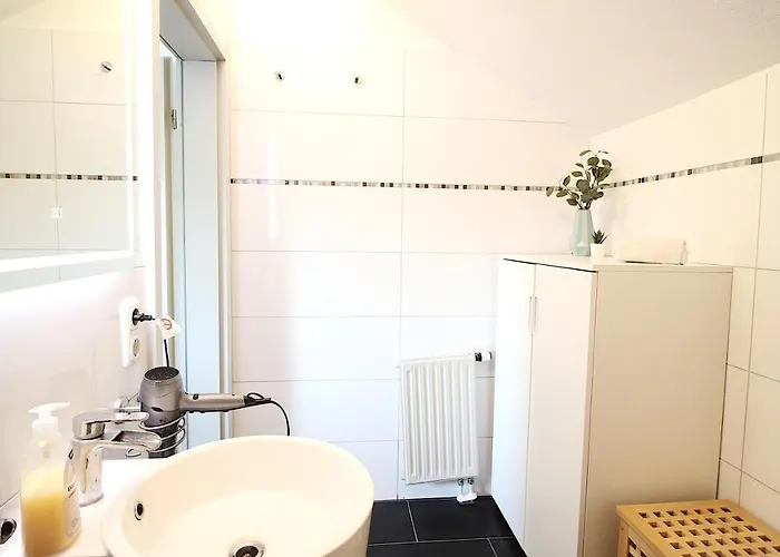 Zimmer In Innenstadtwohnung Privat bolig Würzburg