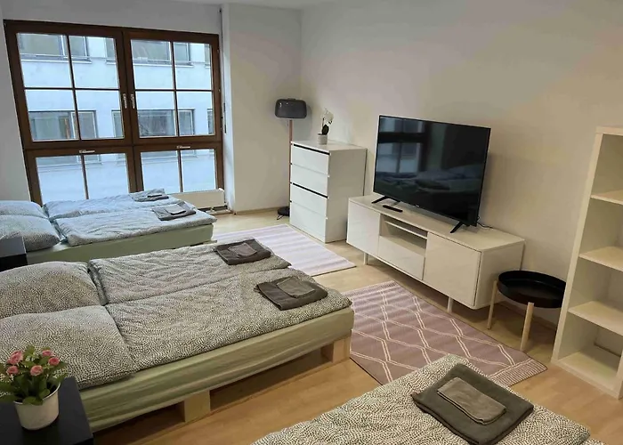 Privat bolig Zimmer In Innenstadtwohnung *