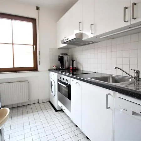 Ubytování v soukromí Zimmer In Innenstadtwohnung *