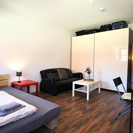 Homestay Zimmer In Innenstadtwohnung *
