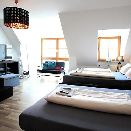Zimmer In Innenstadtwohnung * Wurzburg