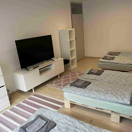 Homestay Zimmer In Innenstadtwohnung