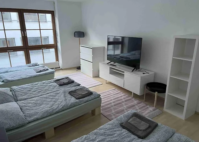 Zimmer In Innenstadtwohnung